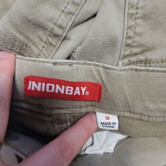 ~ womens khaki union bay pants - size 9 - Picture 3 of 3